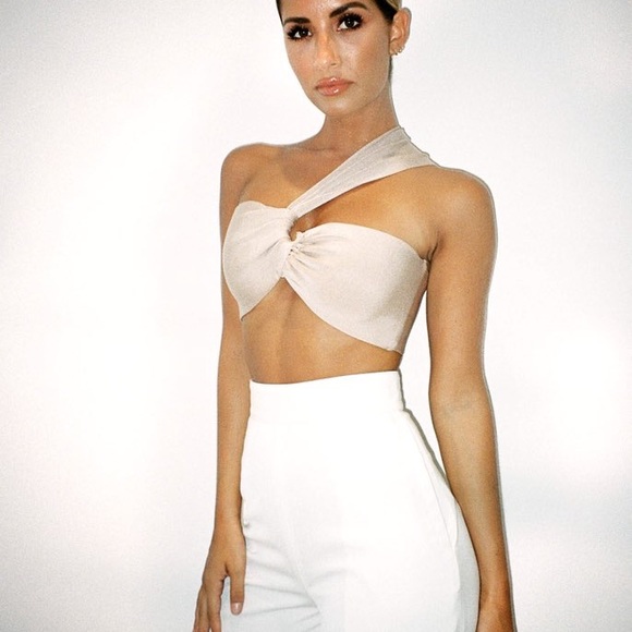 Authentic House of CB Lilah Top - Picture 2 of 3